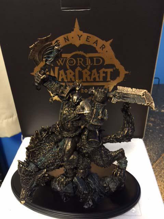 Illustration for article titled Blizzard Rewards Ten-Year World of Warcraft Vets With Rad Statue